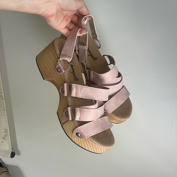 NWOB Free People Virgo Switchback Clog Sandals 41 10.5 - Picture 3 of 8